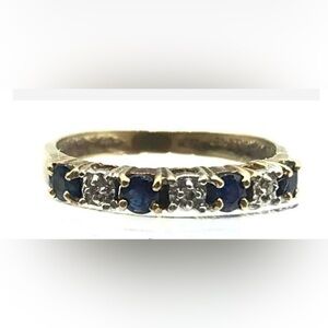 Vintage 10k gold diamond and sapphire ring size 2.75
